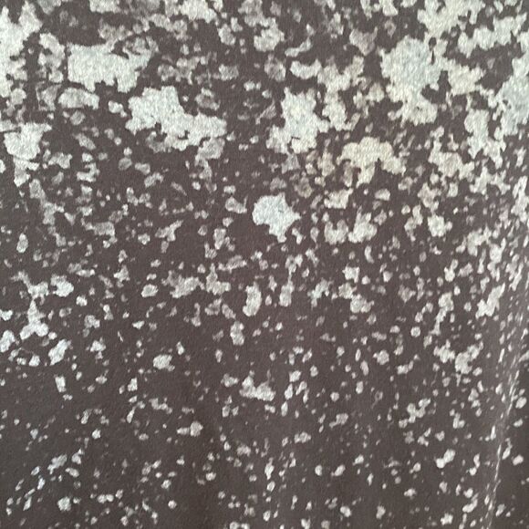 R8 activewear open back Reflective Workout Shirt- size Medium - Picture 4 of 9